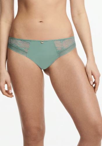 True Lace Thong 