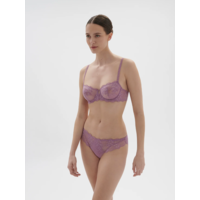 Reve Brief