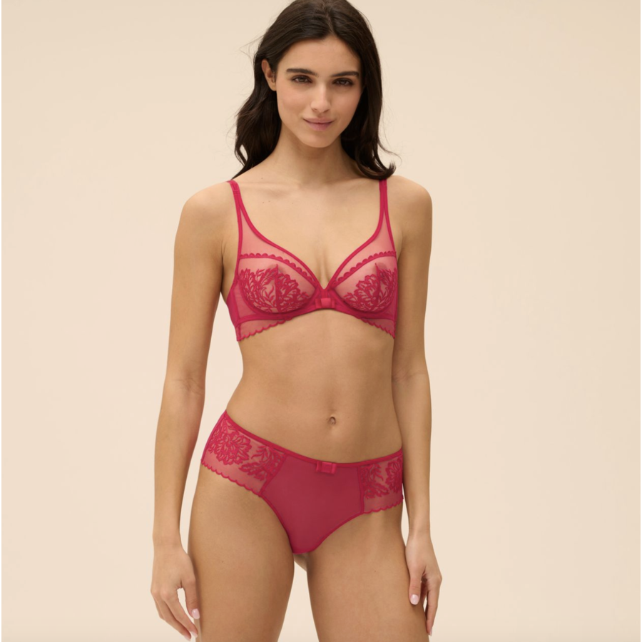 Romance Plunging Underwired Bra