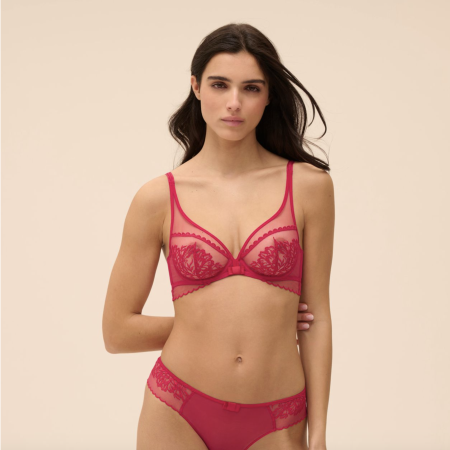 Romance Plunging Underwired Bra