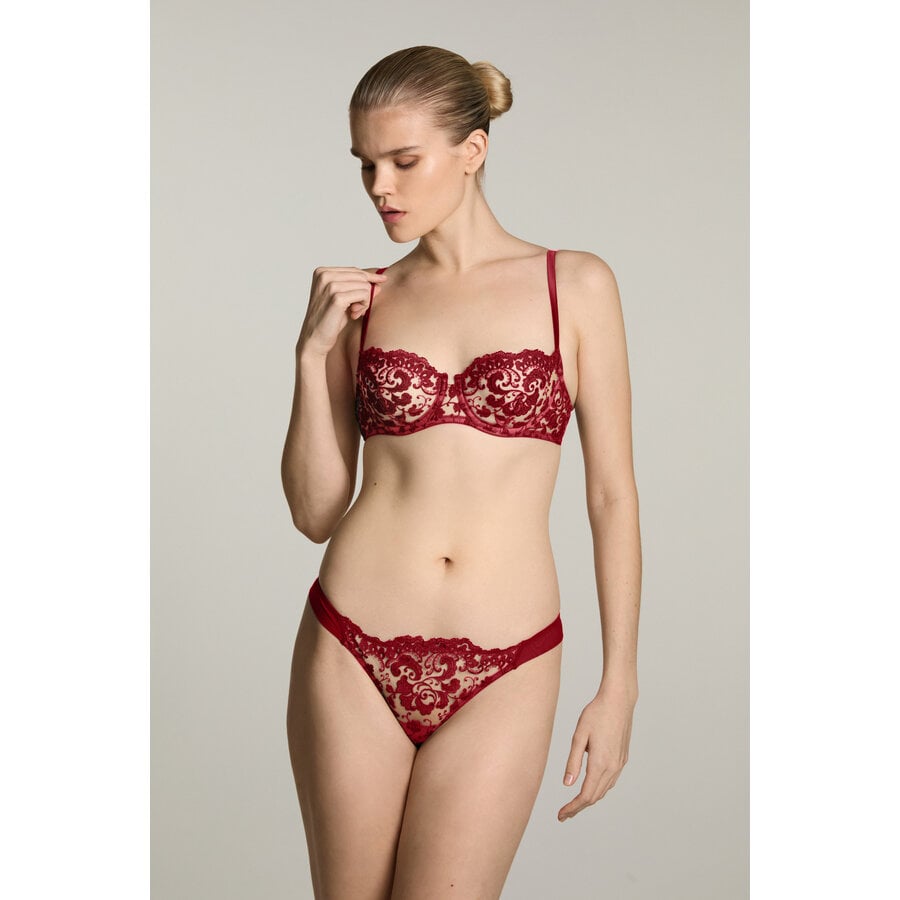 Giverny Thong