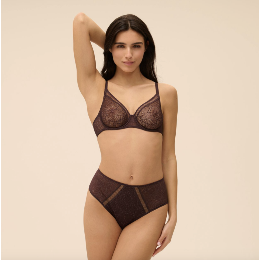 Comete Plunging Moulded Underwire Bra