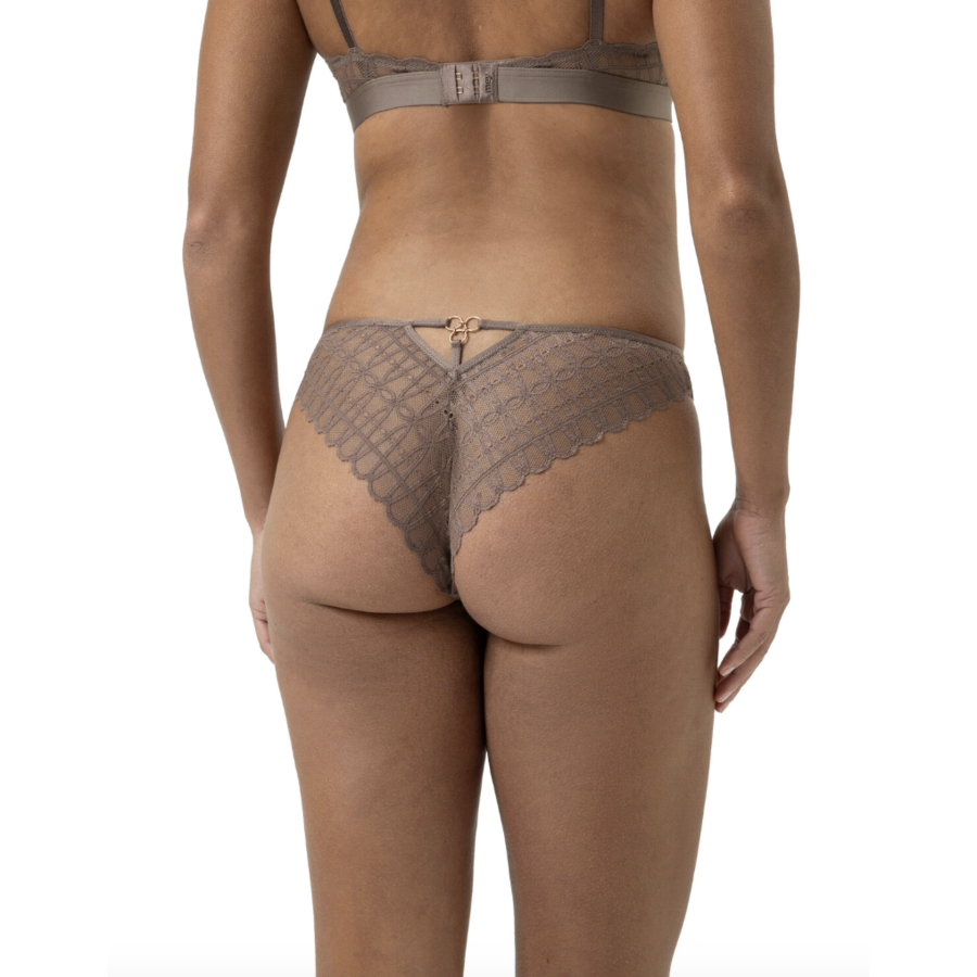 Poetry Temptation Brazilian
