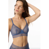 Bella With Silk Soft Triangle Bra