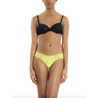 Signature Lace Low Rise Thong
