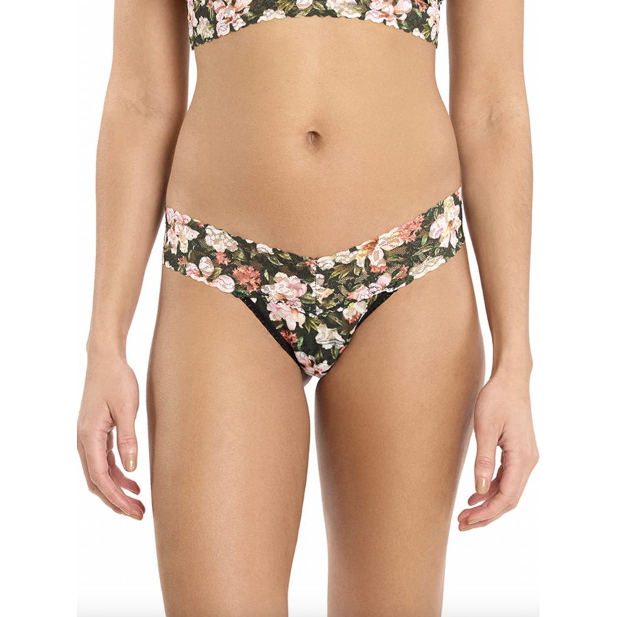 Signature Lace Low Rise Thong