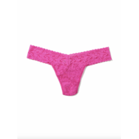 Signature Lace Low Rise Thong