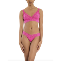 Signature Lace Low Rise Thong