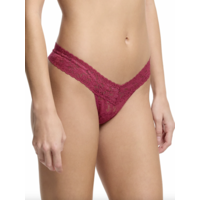 Signature Lace Low Rise Thong