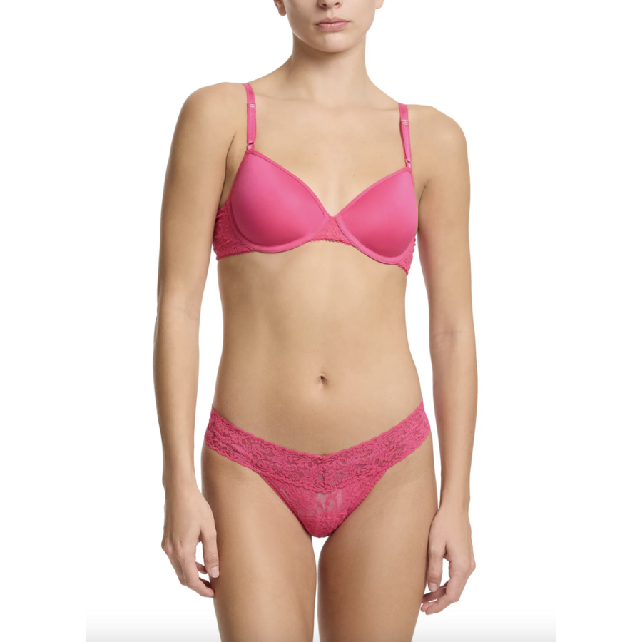 Signature Lace Low Rise Thong