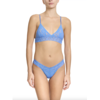 Signature Lace Low Rise Thong
