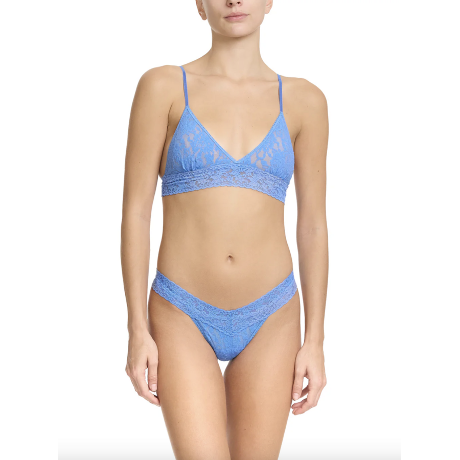 Signature Lace Low Rise Thong