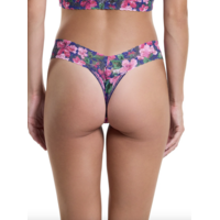 Signature Lace Low Rise Thong