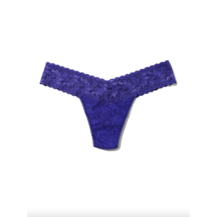 Signature Lace Low Rise Thong