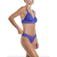 Signature Lace Low Rise Thong