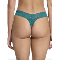 Signature Lace Low Rise Thong