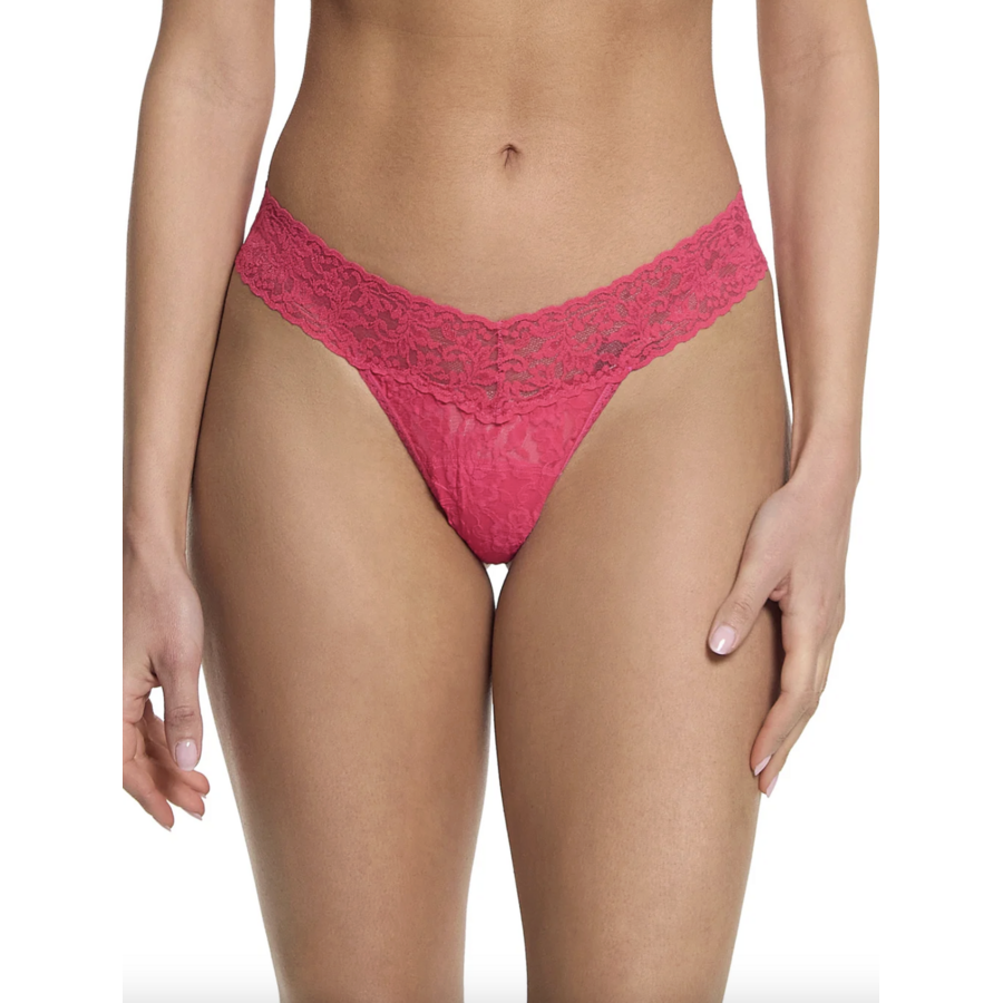 Signature Lace Low Rise Thong