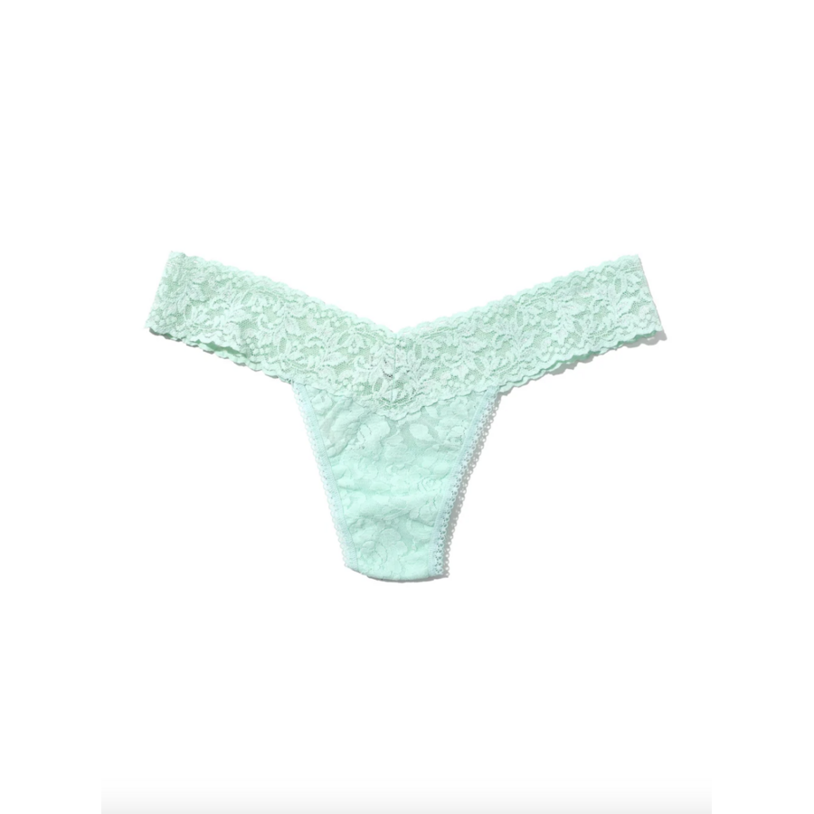 Signature Lace Low Rise Thong
