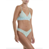 Signature Lace Low Rise Thong