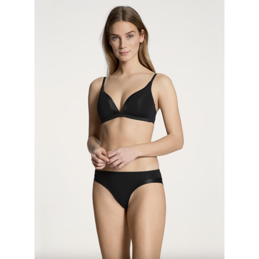 Cate Triangle Soft Bra With Padding