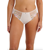 Lilia Brief