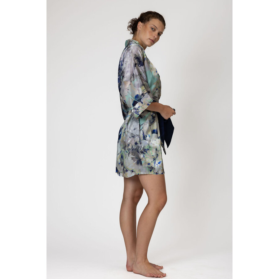 Tranquil Short Robe