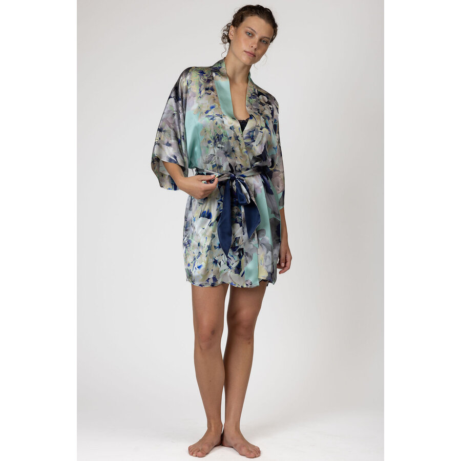 Tranquil Short Robe
