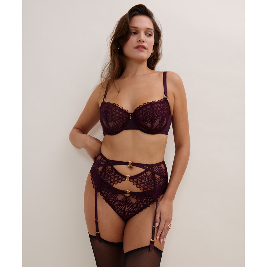 Eloge Du Desir Suspender Belt