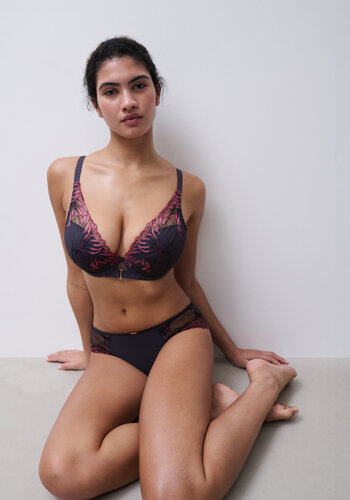 Legend Plunge Contour Bra 