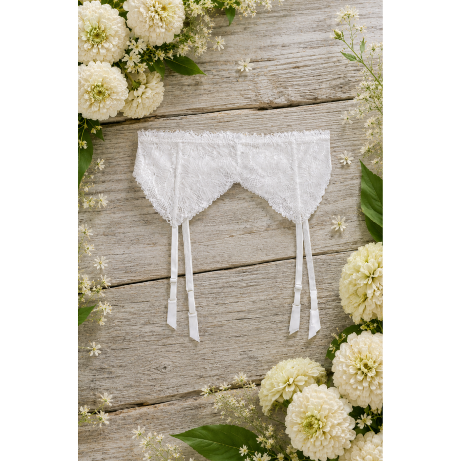 Zinnia Garter Belt