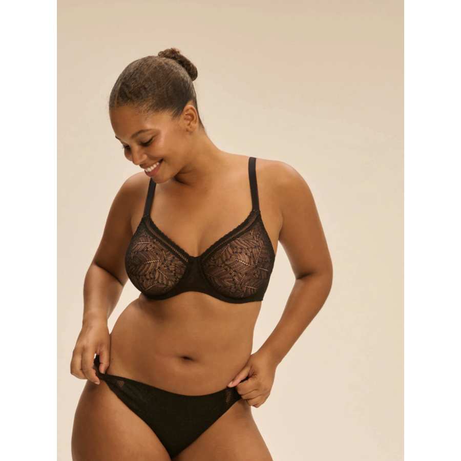 Comete Plunging Moulded Underwire Bra