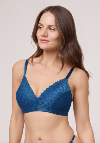 Lacy Essentials Lacy Wire Free 