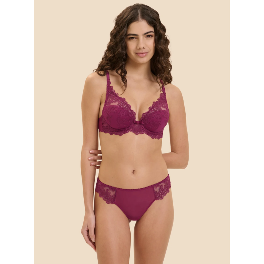 Passion Plunging Push-Up Bra