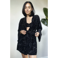 Bed Of Roses Kimono