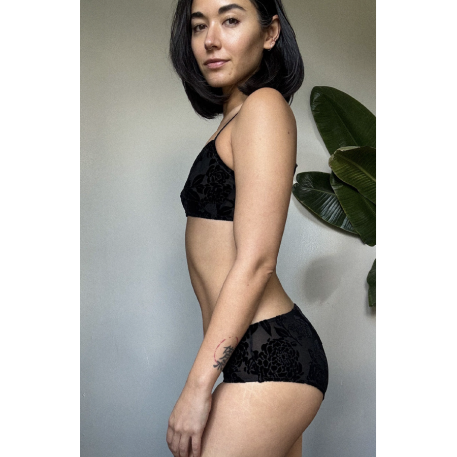 Bed Of Roses Retro Bralette