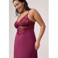 Vixen Bust Support Chemise Set With Matching Thong