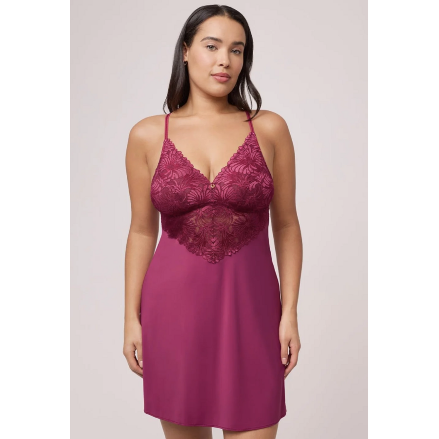 Vixen Bust Support Chemise Set With Matching Thong