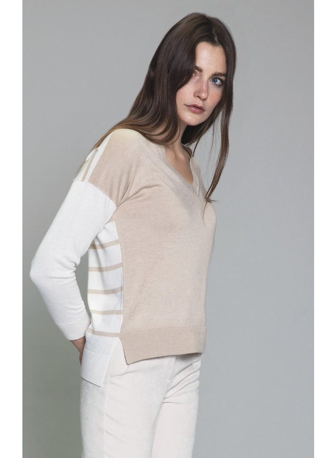 Pull en V - beige/crème