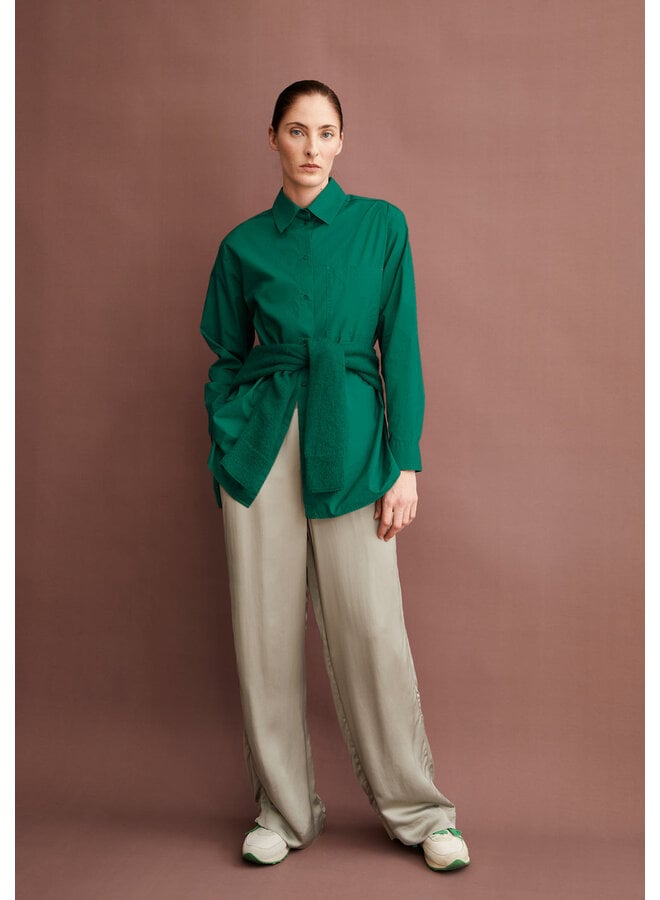 MAALGAA- emerald green