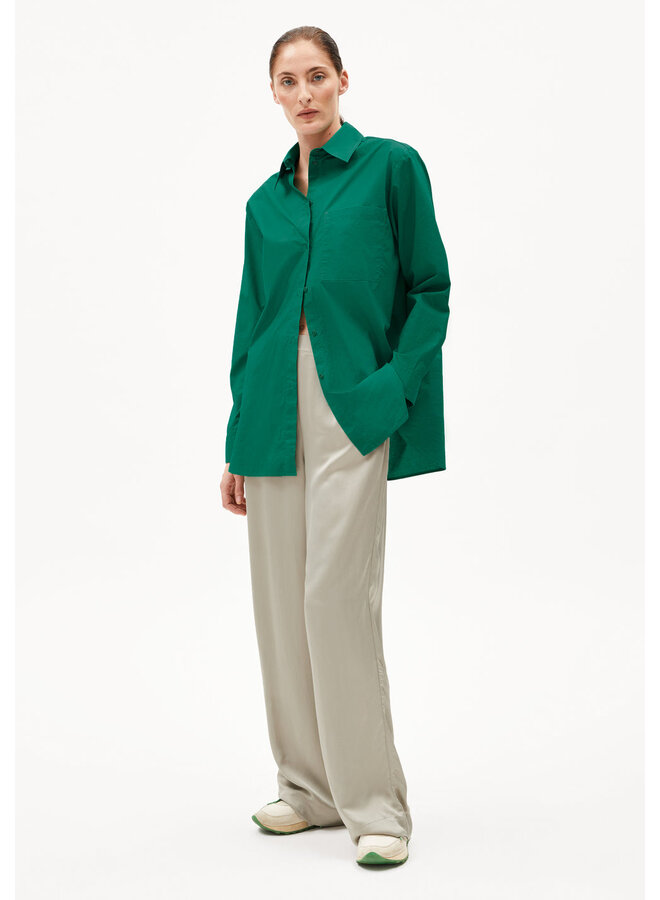 MAALGAA- emerald green
