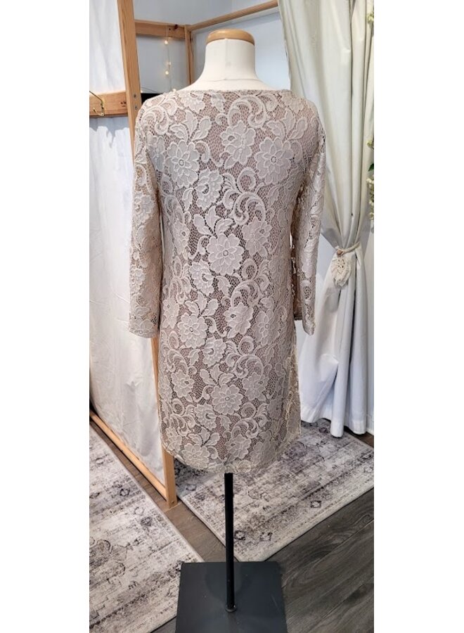 ROBE SELMA dentelles beige - 2e Vie - taille médium