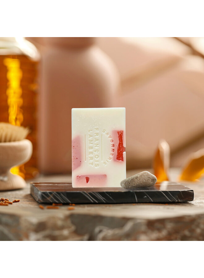 No.14 Savon au lait de brebis - Ambre et romance