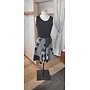 ROBE noir et blanc - 2e Vie - 8 ans