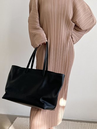 FLATTERED Luka tote bag black