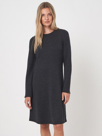 REPEAT Knitted dress 300437 dark grey