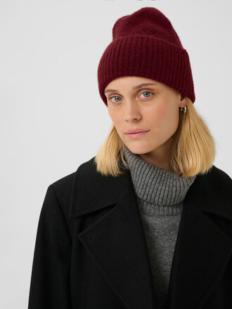 PART TWO Kaleska beanie tawny port