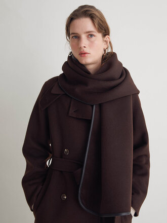 YERSE Chocolate scarf