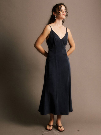 JIJI STUDIO Arnaud robe