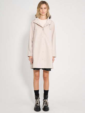 STUTTERHEIM Mosebacke raincoat lightweight light sand