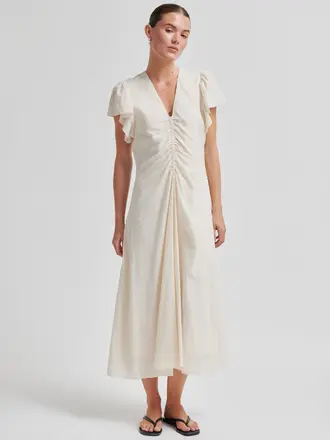 SECOND FEMALE Celiva robe